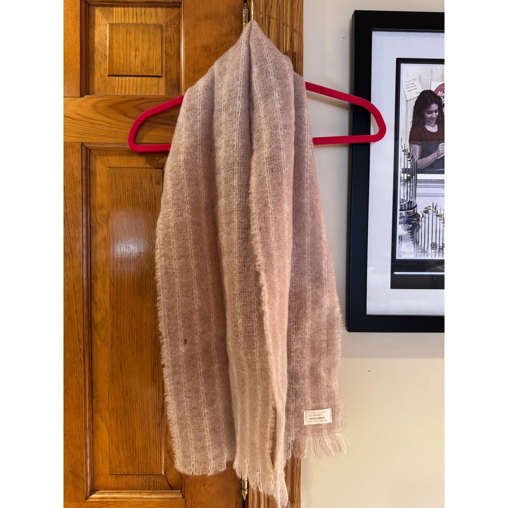 Highlands Mohair Wool Scarf Made in Scotland Pink‎ Fuzzy Fringe Winter